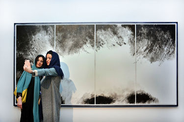 نمایشگاه نقاشی‌های آب‌مرکب پری‌یوش گنجی در گالری ایرانشهر