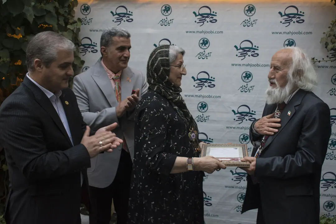 مراسم رونمایی از تندیس استاد حسین محجوبی