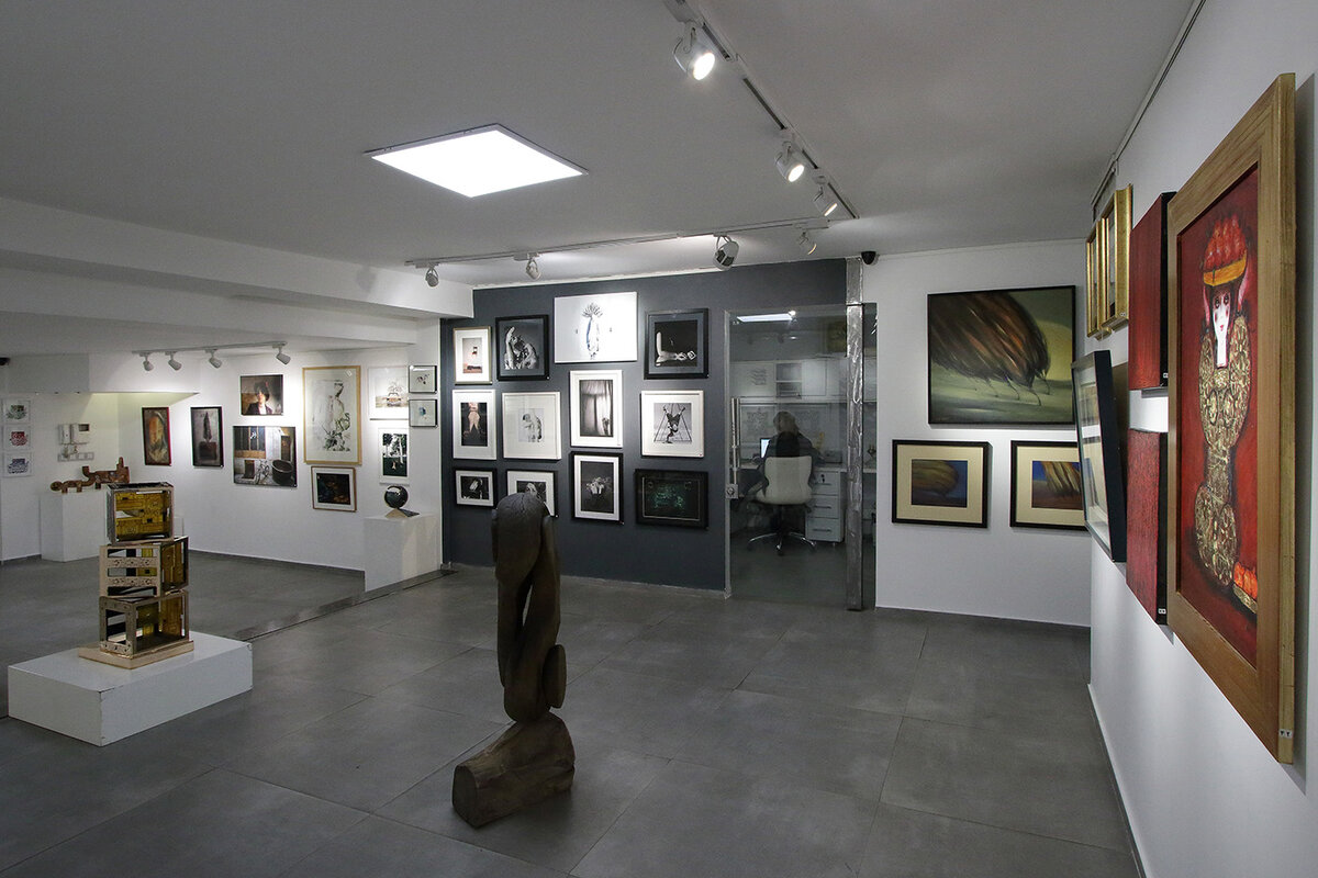 Group Art Exhibition in Mojdeh Gallery