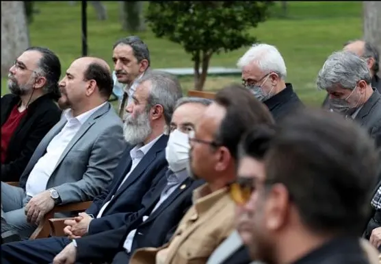 دیدار هنرمندان با سید ابراهیم رئیسی در مراسم افطاری ۱۴۰۱