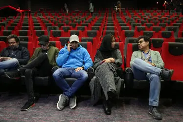اکران فیلم "هت تریک" در پردیس سینمایی کورش