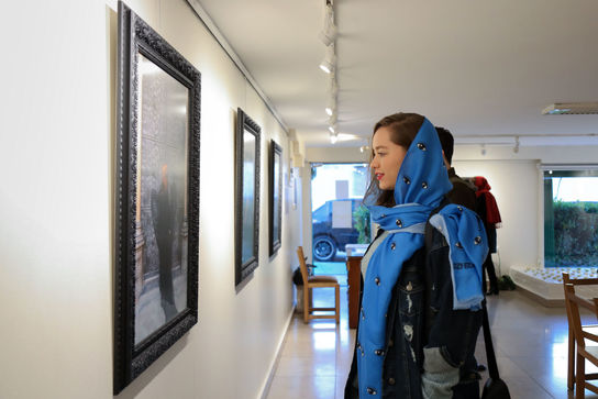 نمایشگاه عکس پدرام لسانی و اسرا مدنی در گالری گلستان