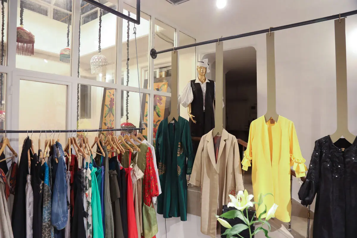 رونمایی از لباس ملکه برونئی با طراحی مهلا زمانی